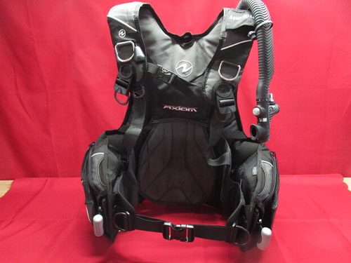 アクアラング AXIOM