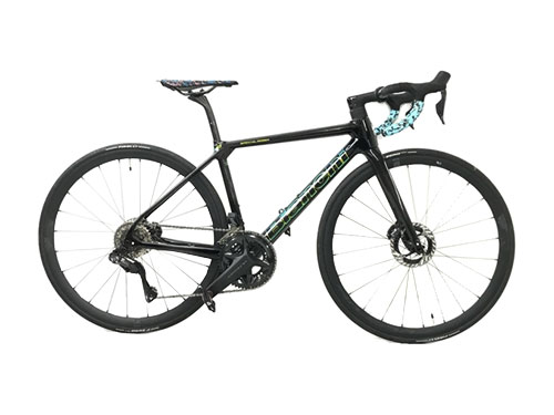 ビアンキ SPECIALISSIMA 2022年モデル Shimano ULTEGRA FC-R100 FD-R8150 RD-R8150