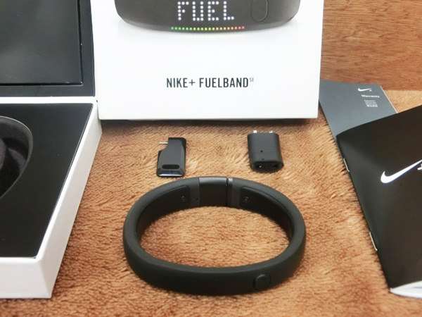 NIKE ナイキ 活動量計 FUELBAND フューエルバンド