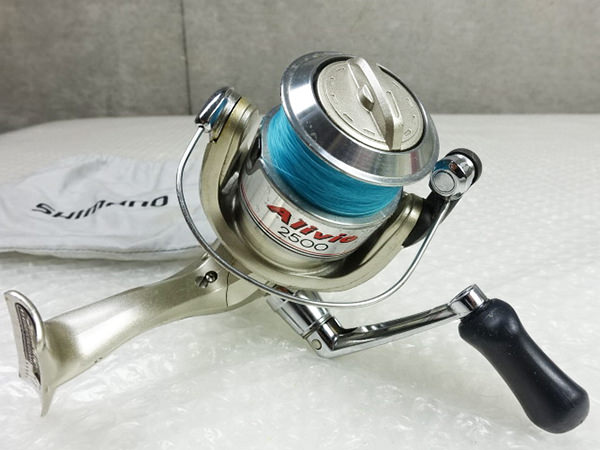 SHIMANO シマノ Alivio 2500 アリビオ リール