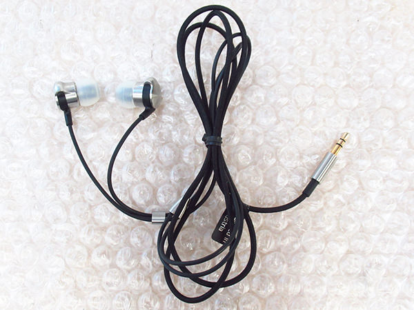 AKG アーカーゲー K3003 イヤホン