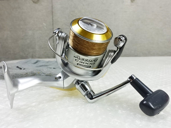 SHIMANO シマノ Accort C3000 アコルト リール