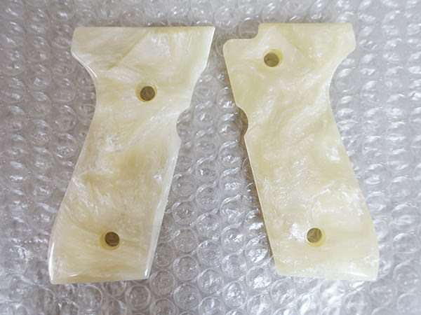 メーカー不明 WA ベレッタ M92FS ホワイトパール グリップ