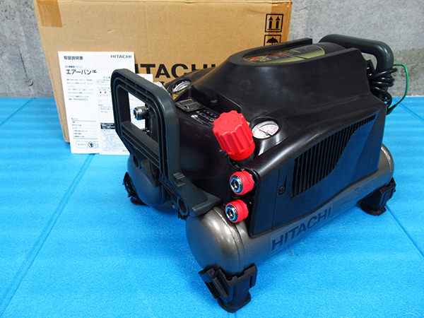 日立 エアコンプレッサー PAH4220V