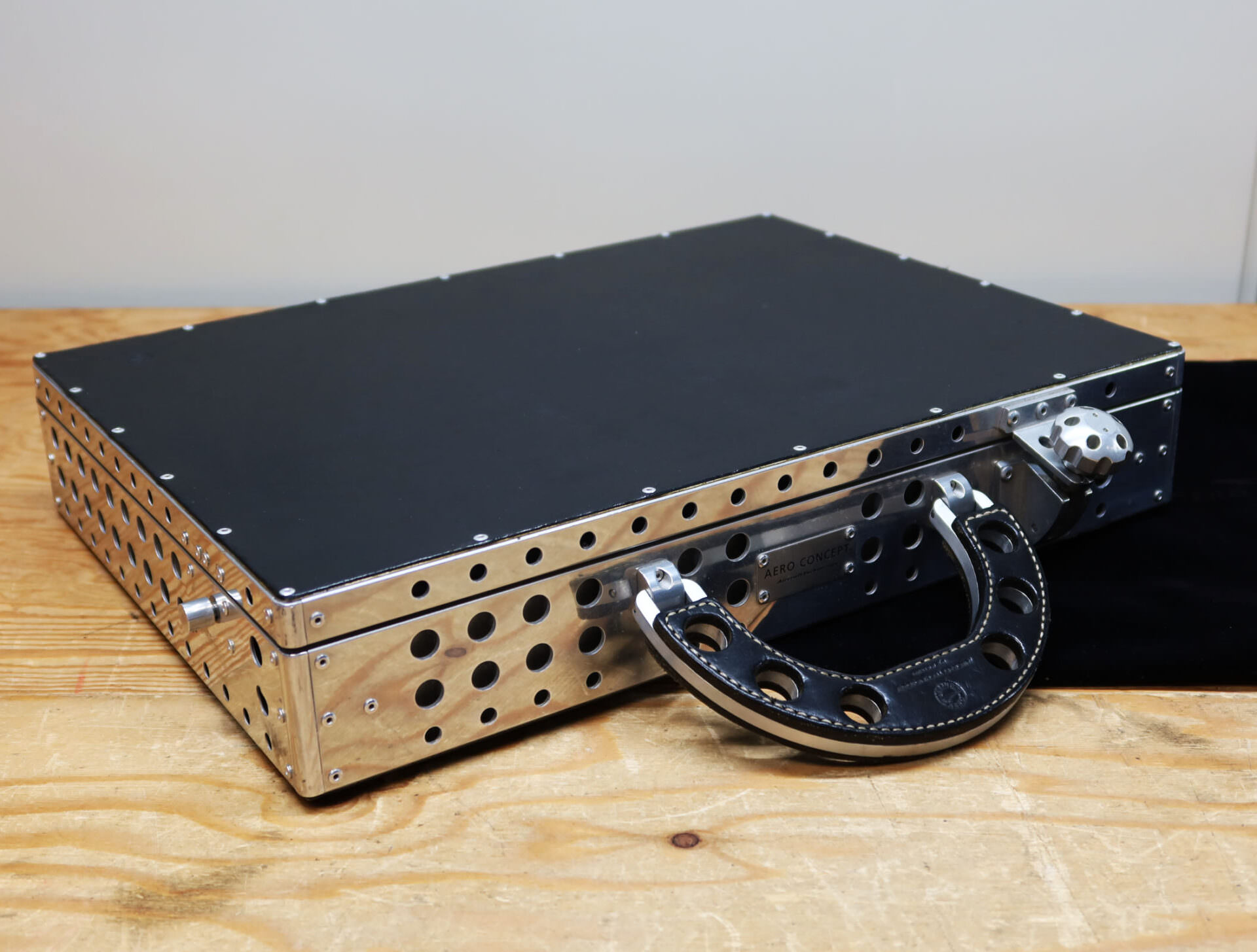 aero concept エアロコンセプト Super Transporter スーパートランスポーター トランクケース