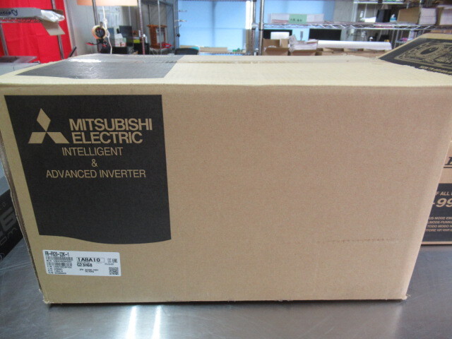Mitsubishi 三菱電機  インバータ FR-F820-22K-1 未使用品