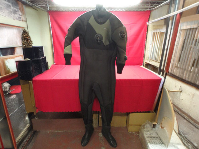 World Dive ワールドダイブ ドライスーツ メンズ