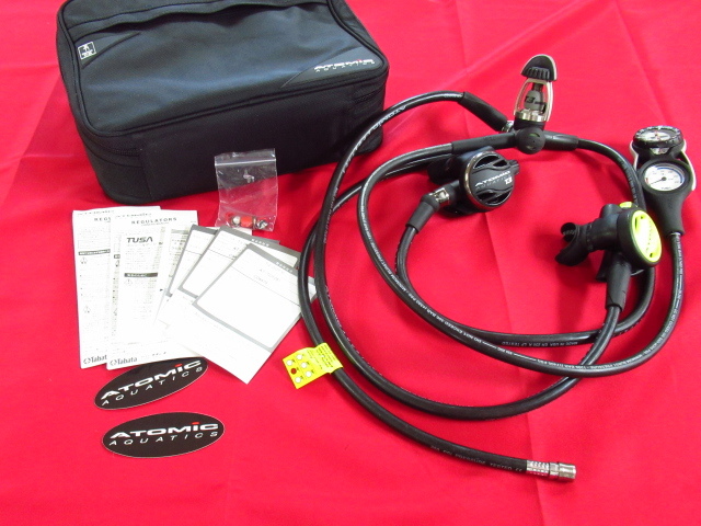 ATOMIC アトミック T3