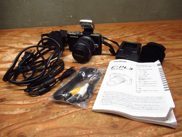 OLYMPUS E-PL3