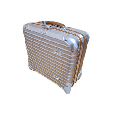 RIMOWA × lufthansa ボーイング ビジネス トパーズ カスタム シルバーインテグラル