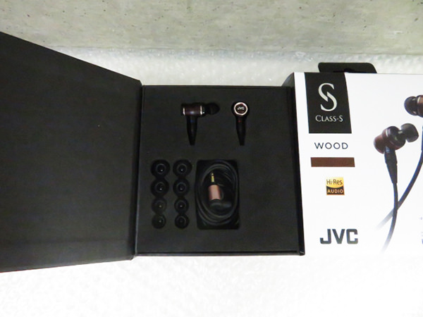 安い新品JVC HA-FW02 インナーイヤーヘッドホン Woodシリーズ Class-S ハイレゾ対応 カナル型イヤホン その他